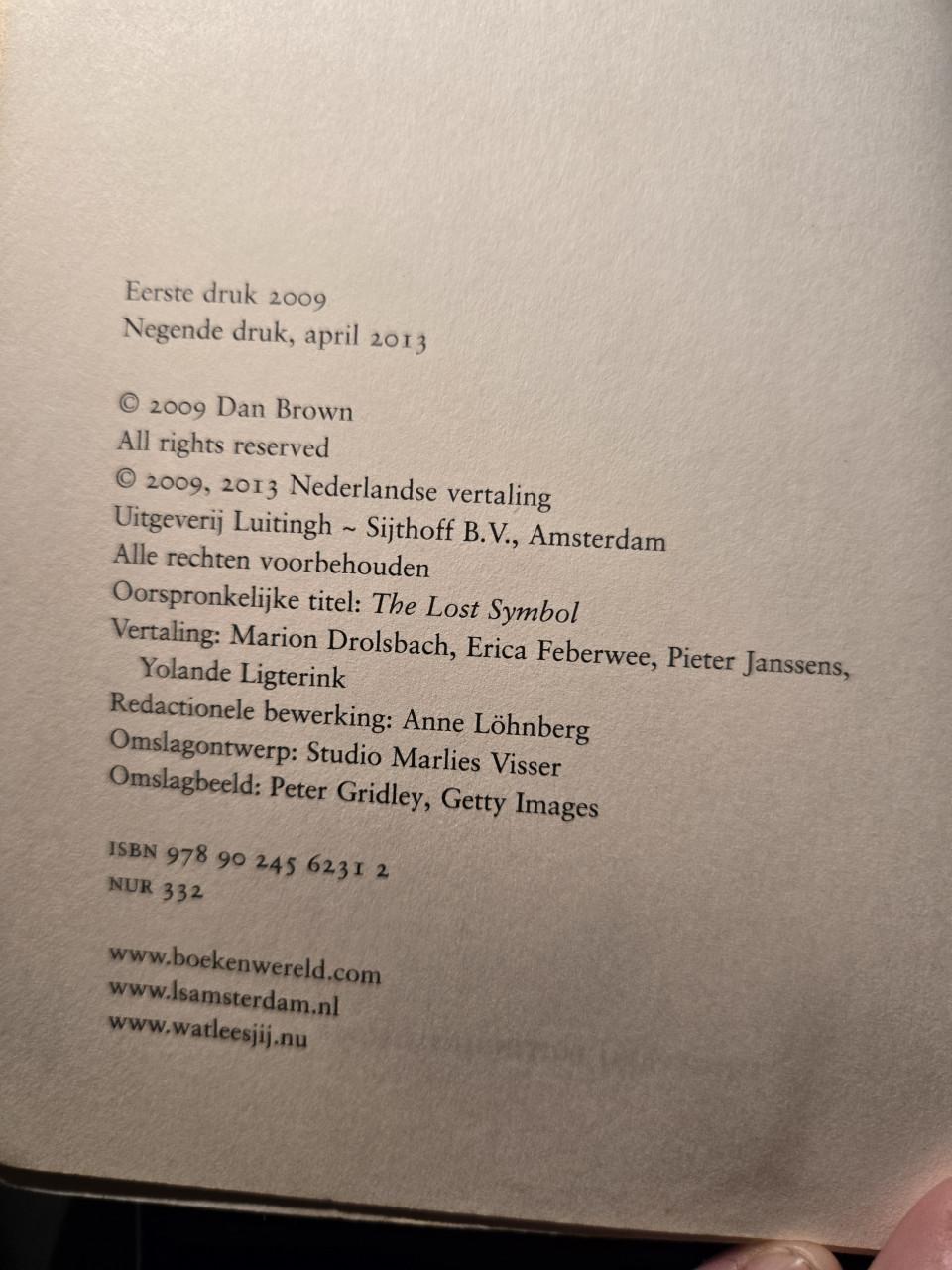 Boek: Het verloren symbool -  Dan Brown 2013 9e druk 527 blz.