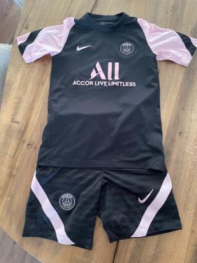 Paris Saint-Germain voetbal tenue