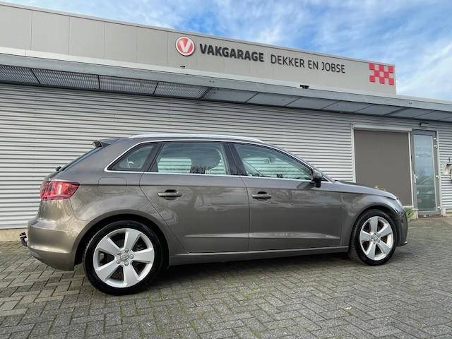 Audi A3 sportback 1.4 tfsi ambiente pro line plus