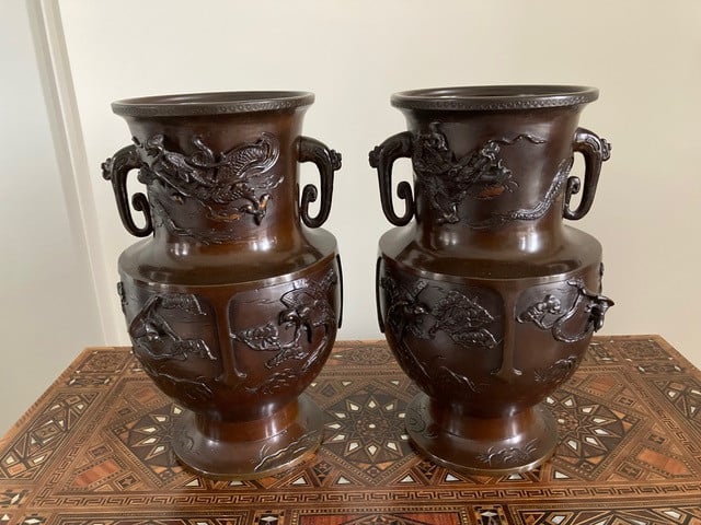 Antieke bronzen vazen