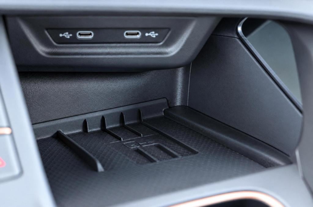 Cupra Terramar 1.5 tsi e-hybrid business
