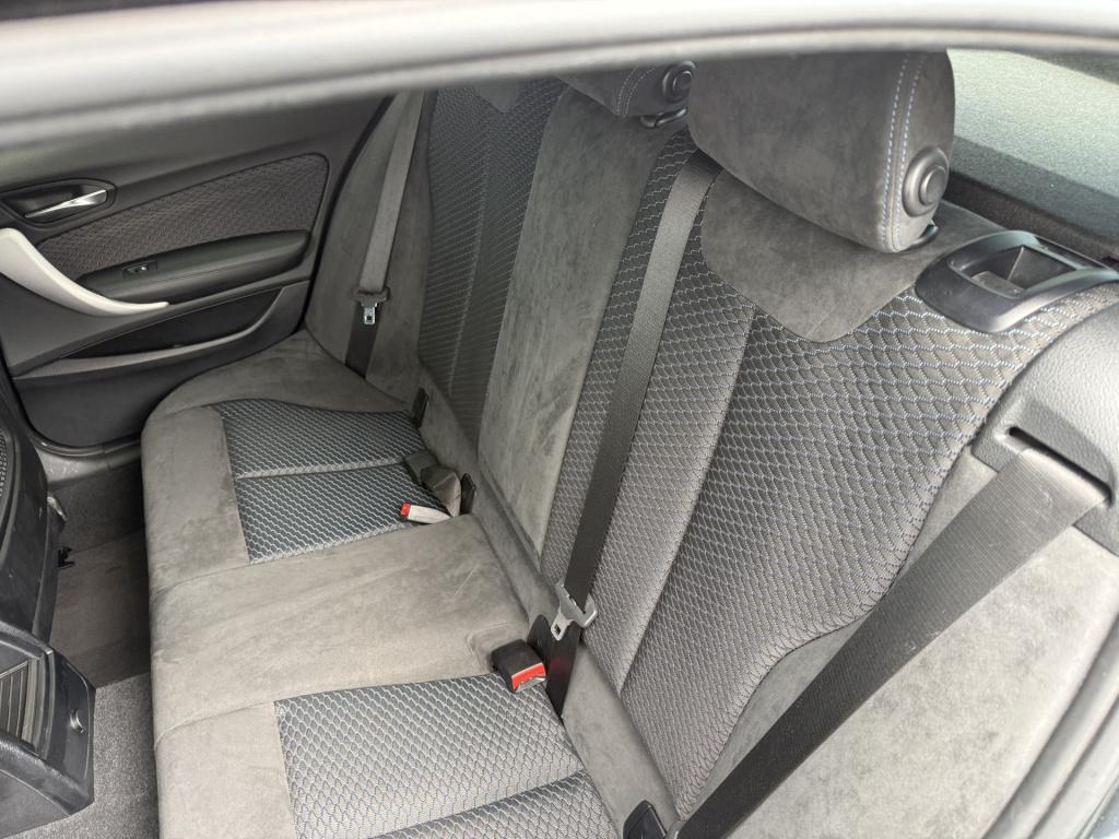 BMW 1 Serie 118i high executive m-sportpakket 5-drs