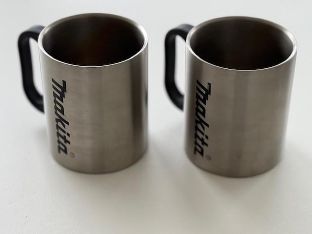 Makita DCM501 accu koffiezetapparaat met 2 Makita bekers