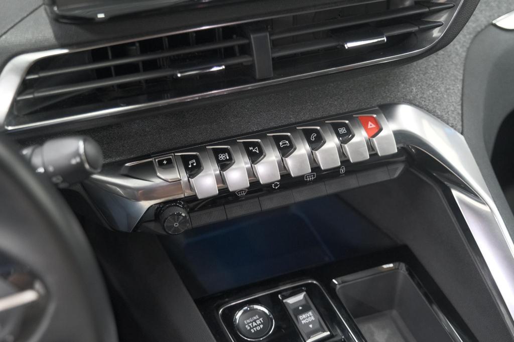Peugeot 3008 1.6 plug-in hybrid 225 allure | camera | dodehoekdetectie | na