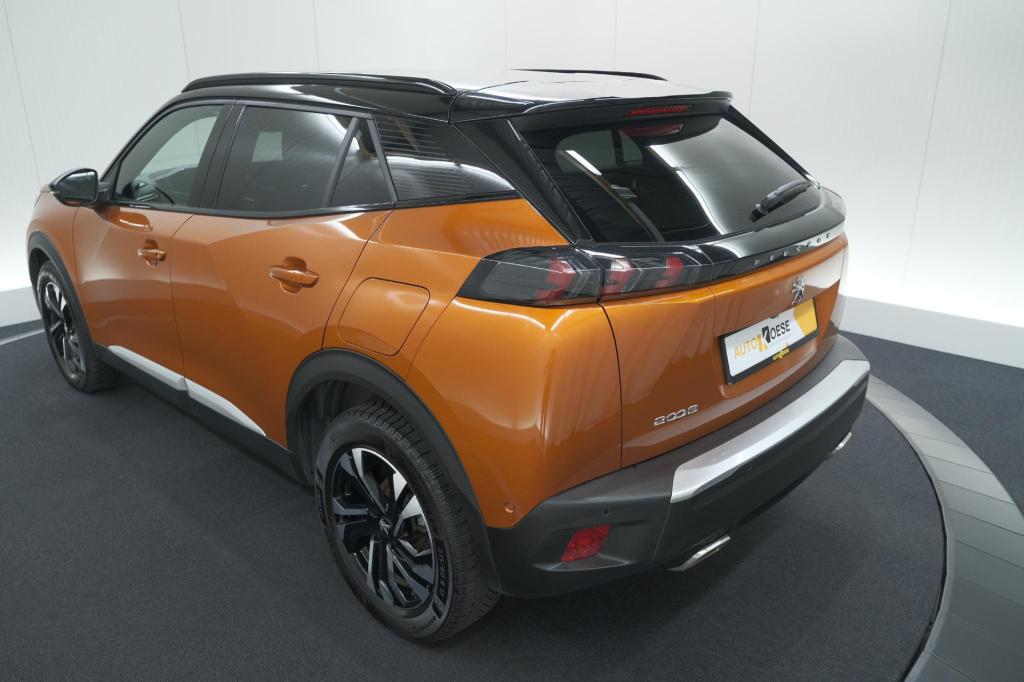 Peugeot 2008 puretech 130 gt pack | leer-pakket | camera | dodehoekdetectie