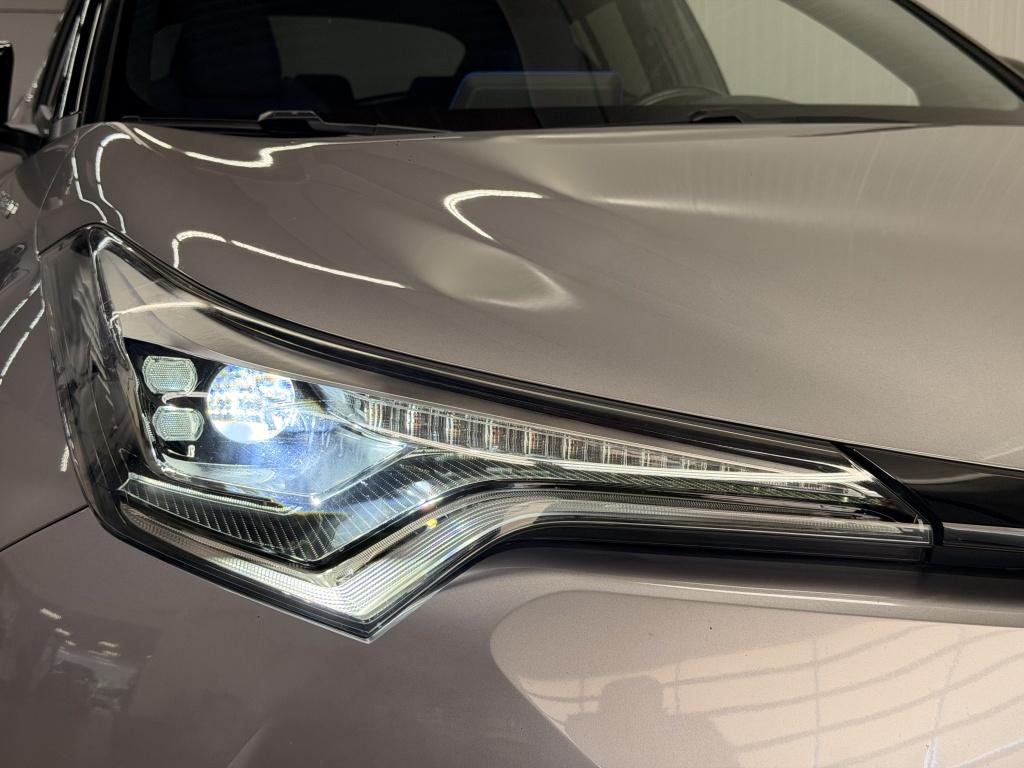 Toyota C-hr 1.8 hybrid bi-tone plus