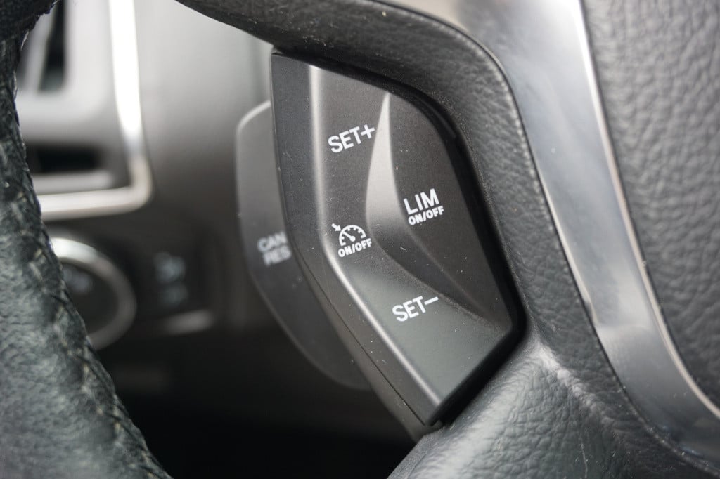 Ford Focus wagon 1.0 ecoboost lease titanium climate / navi / cruise / elek