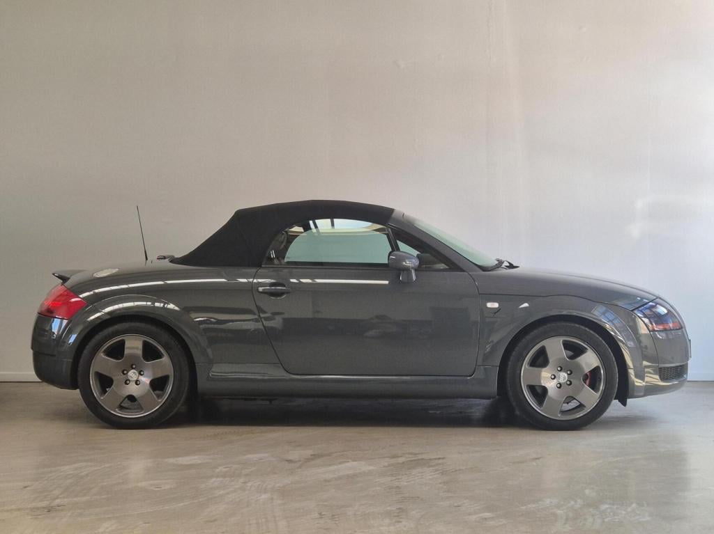 Audi TT roadster 1.8 5v turbo quattro / liefhebbersauto / baseball stiksels