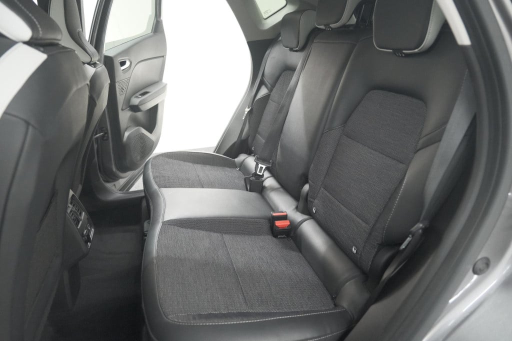 Renault Captur 1.6 e-tech plug-in hybrid 160 intens | parkeersensoren | app