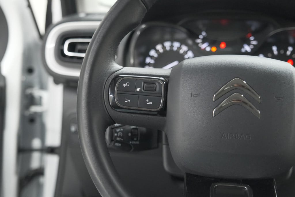 Citroen C3 puretech 82 feel edition | parkeersensoren | apple carplay | sto