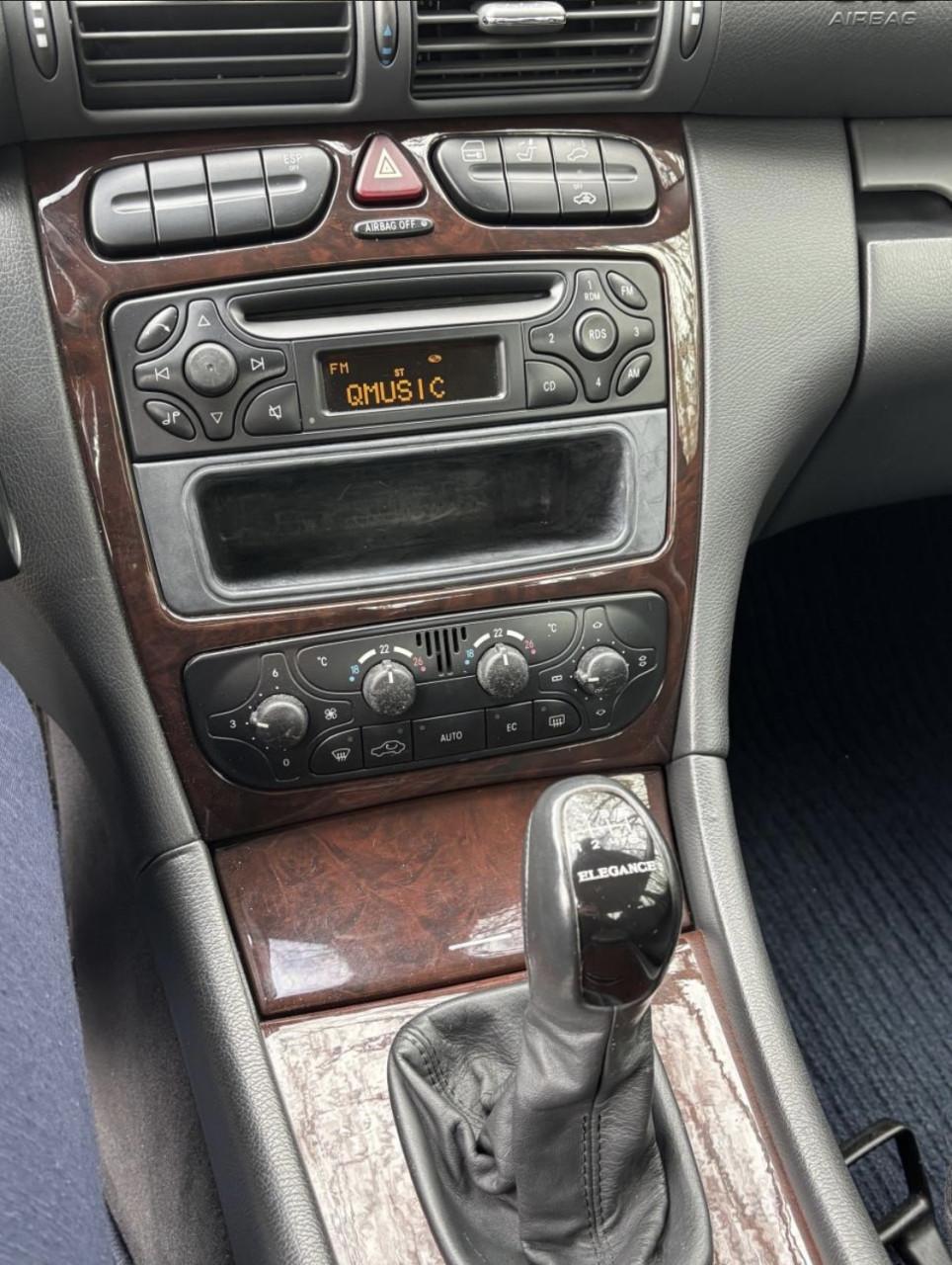 Mercedes-Benz C-Klasse 2.0 C180 Sedan 2002 Elegance