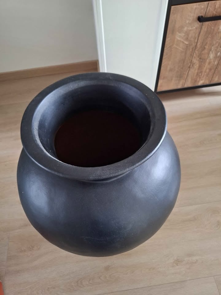 Supergave grote pot zwart kan binnen of buiten