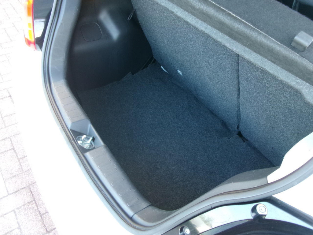 Mitsubishi Space Star 1.0 active, airco, navi, elec.ramen v+a, btw