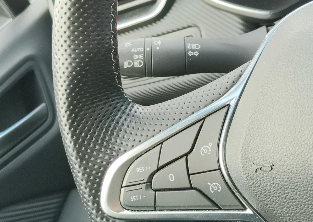 Renault Clio 1.0 tce 100 r.s. line - trekhaak