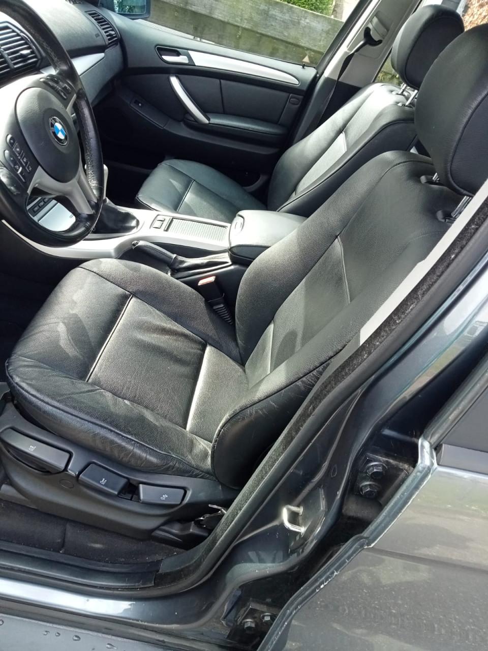 BMW X-5 3.0d handgeschakeld! Origineel NL auto. Met bijzonder historie