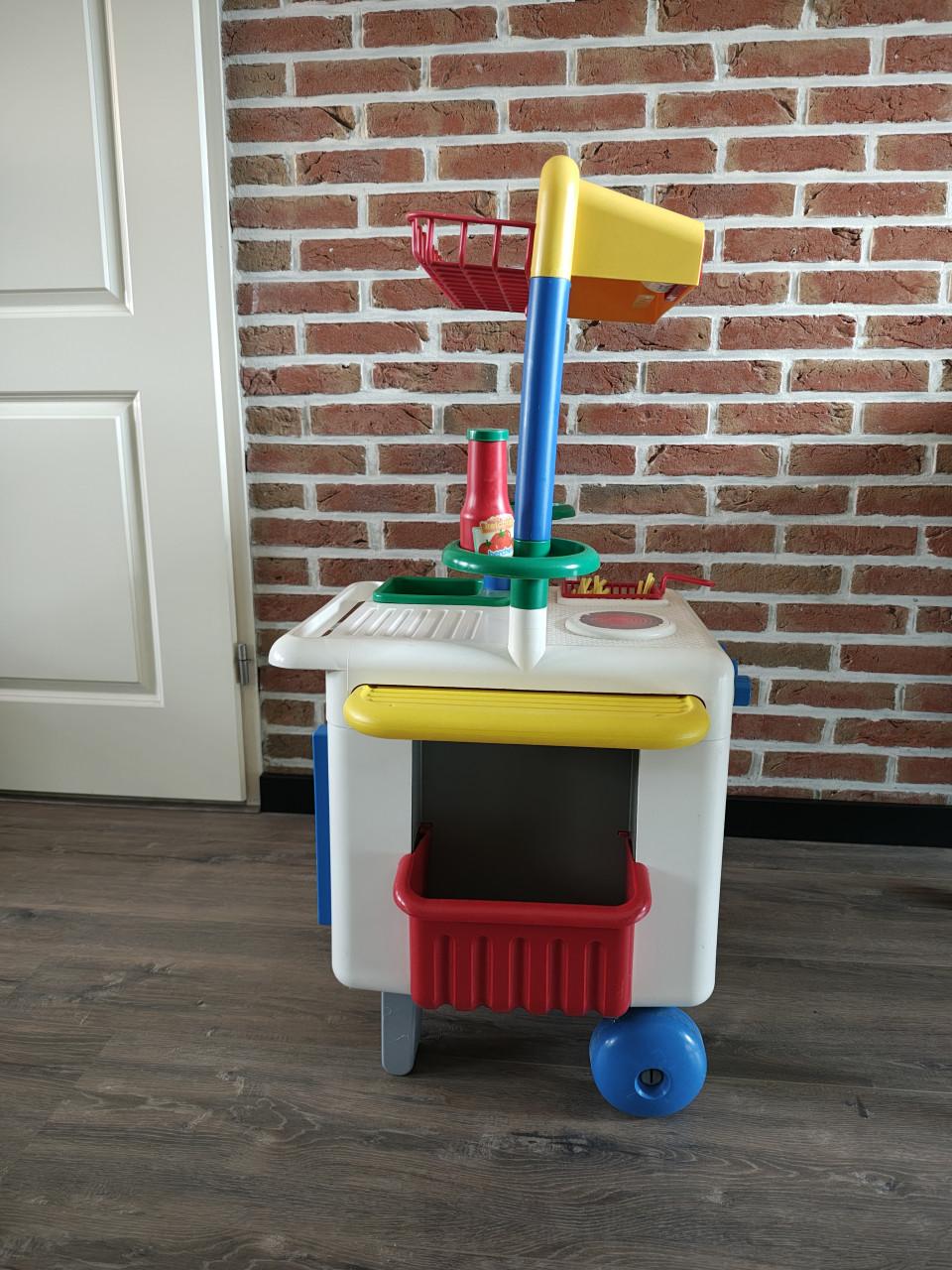 Berchet speelkeuken met toebehoren
