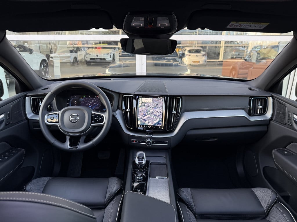 Volvo XC60 t6 398pk recharge black edition ultra dark full options !