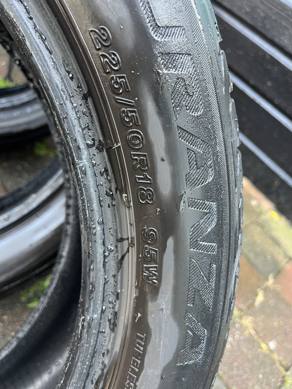Bridgestone Turanza 225/50R18
