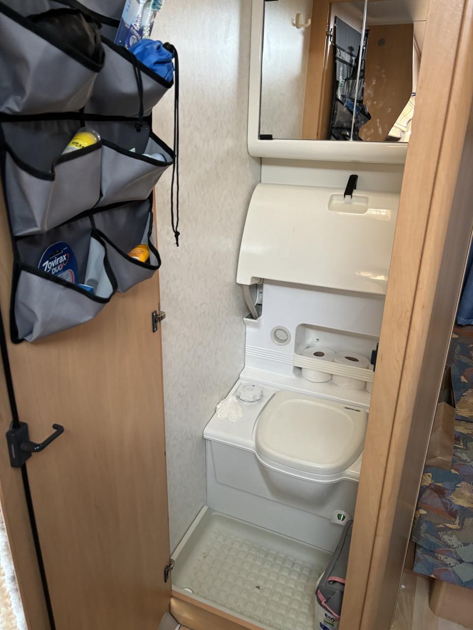 Te Koop: Caravan Hobby de Luxe