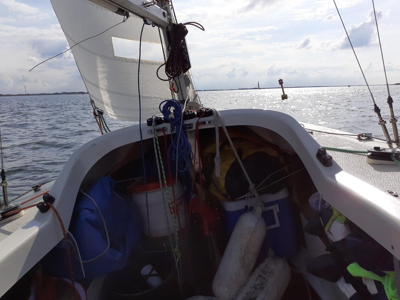 Yngling zeilboot met trailer, bbm en ligplaatsvoor de rest van het seizoen