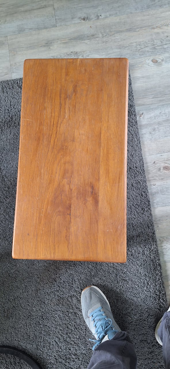 Licht eiken bijzettafel opknapper
