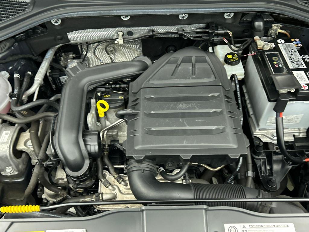 Volkswagen T-roc 1.0 tsi style | lmv | panorama dak | navigatie | parkeer s