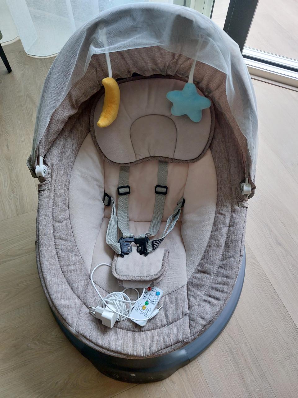 Bebies First Baby Swing stoeltje (zgan)