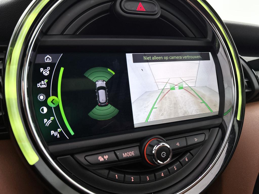 Mini Cooper mini 2.0 hammersmith | harman/kardon audio | schuidak | sfeerve