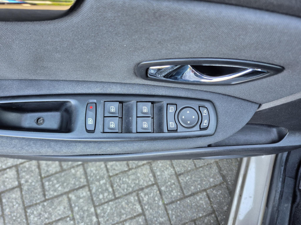 Renault Scenic 1.6 16v 110 expression climate control, bluetooth, navigatie