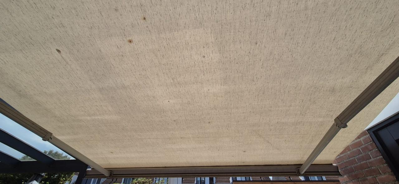 Gratis zonnescherm 3m *GERESERVEERD*