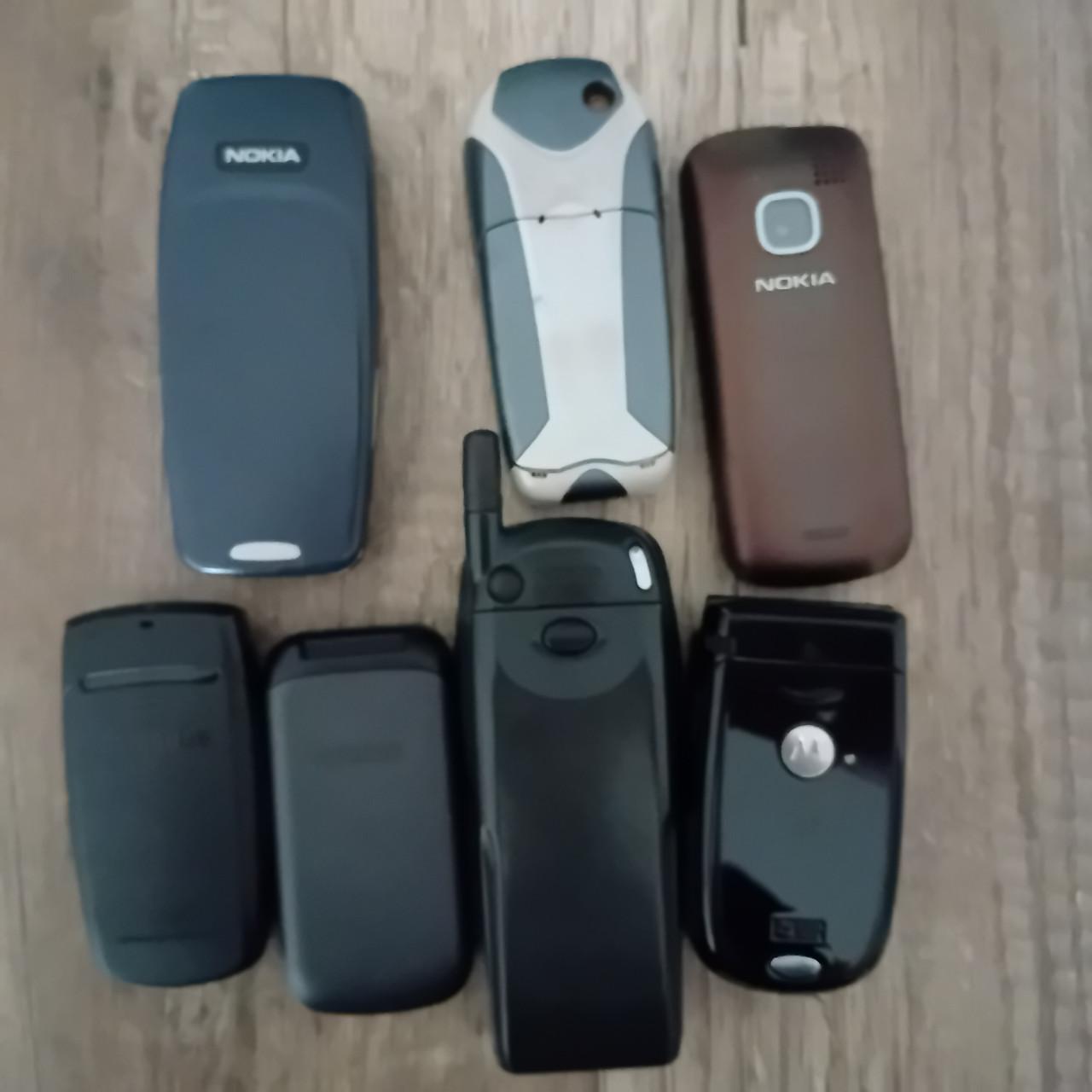 Verzamelig oude mobiel/ telefoons