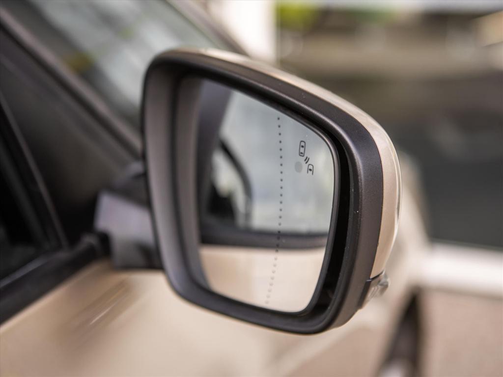 Renault Scenic 1.3 tce 140pk intens | panoramadak | trekhaak | camera | cru