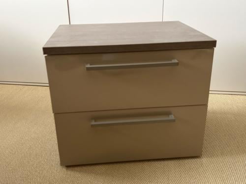 Set van 2 nachtkastjes