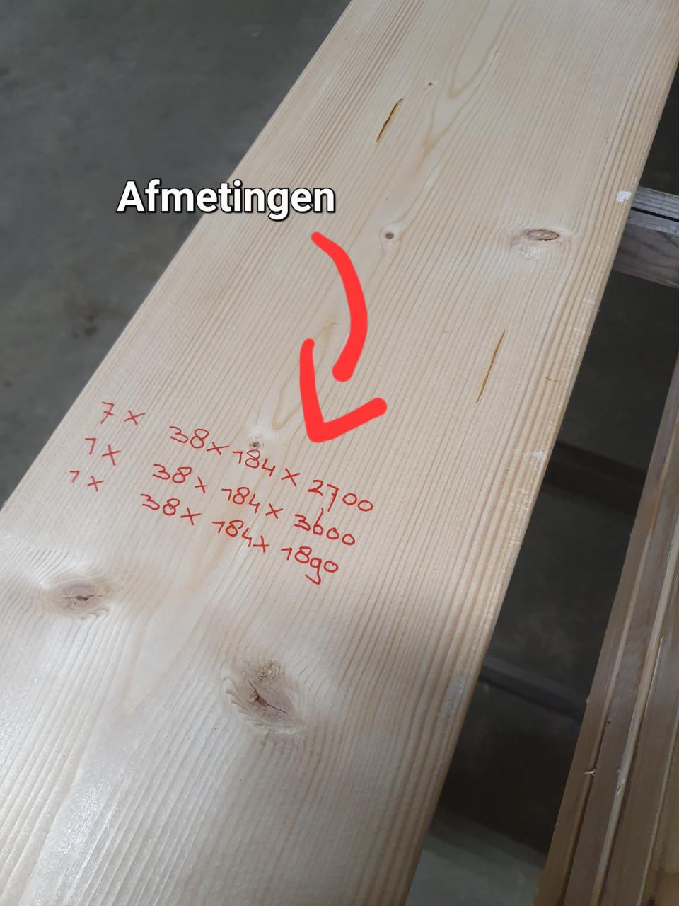 9 nieuwe vurenhouten balk of plank totaal 24Meter