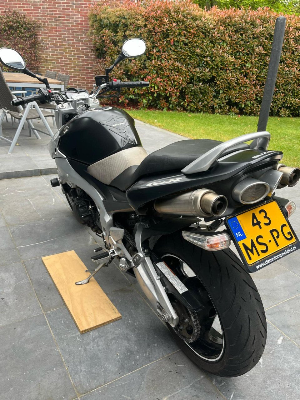 Suzuki GSR600 ABS