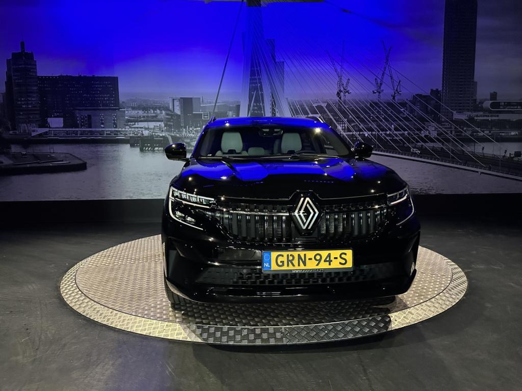 Renault Espace e-tech full hybrid 200 iconic 7p.