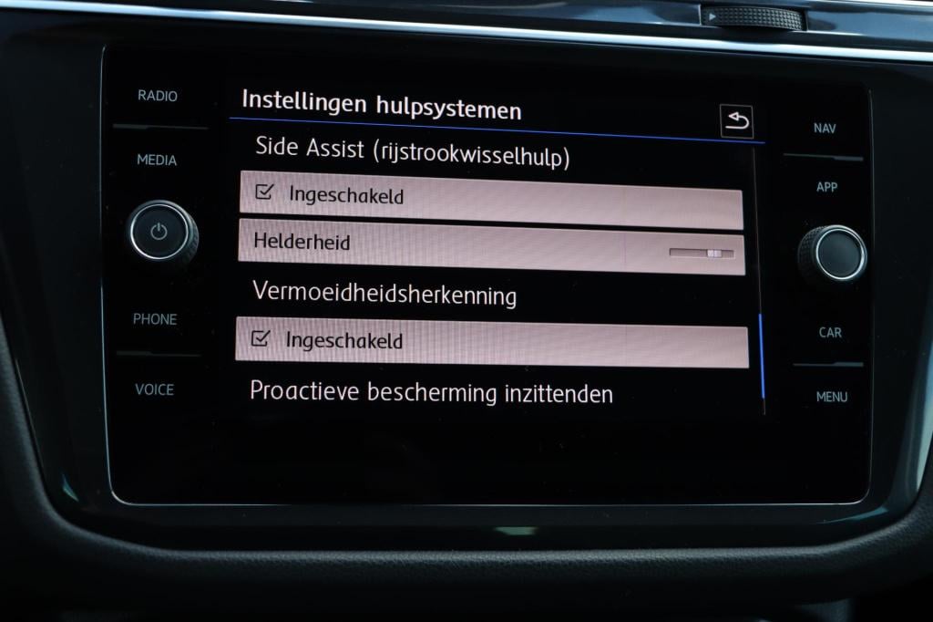 Volkswagen Tiguan 1.4 tsi act comfortline business r 150pk dsg7