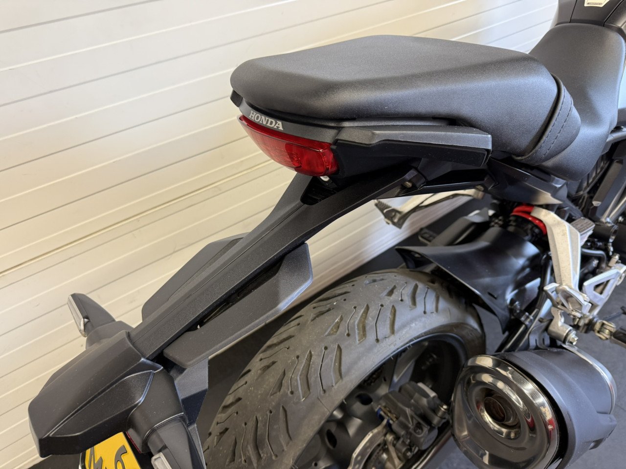 Leuke en zeer nette Honda CB 300 R!