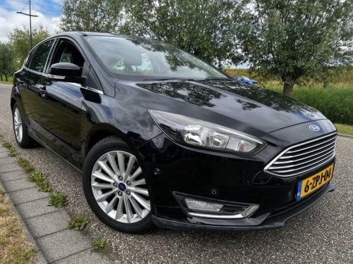 Ford Focus 1.0 first edition