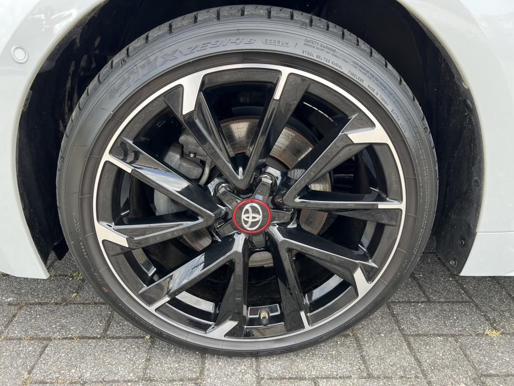 Toyota Corolla Touring Sports 2.0 hybrid gr sport plus | pano | jbl | head 