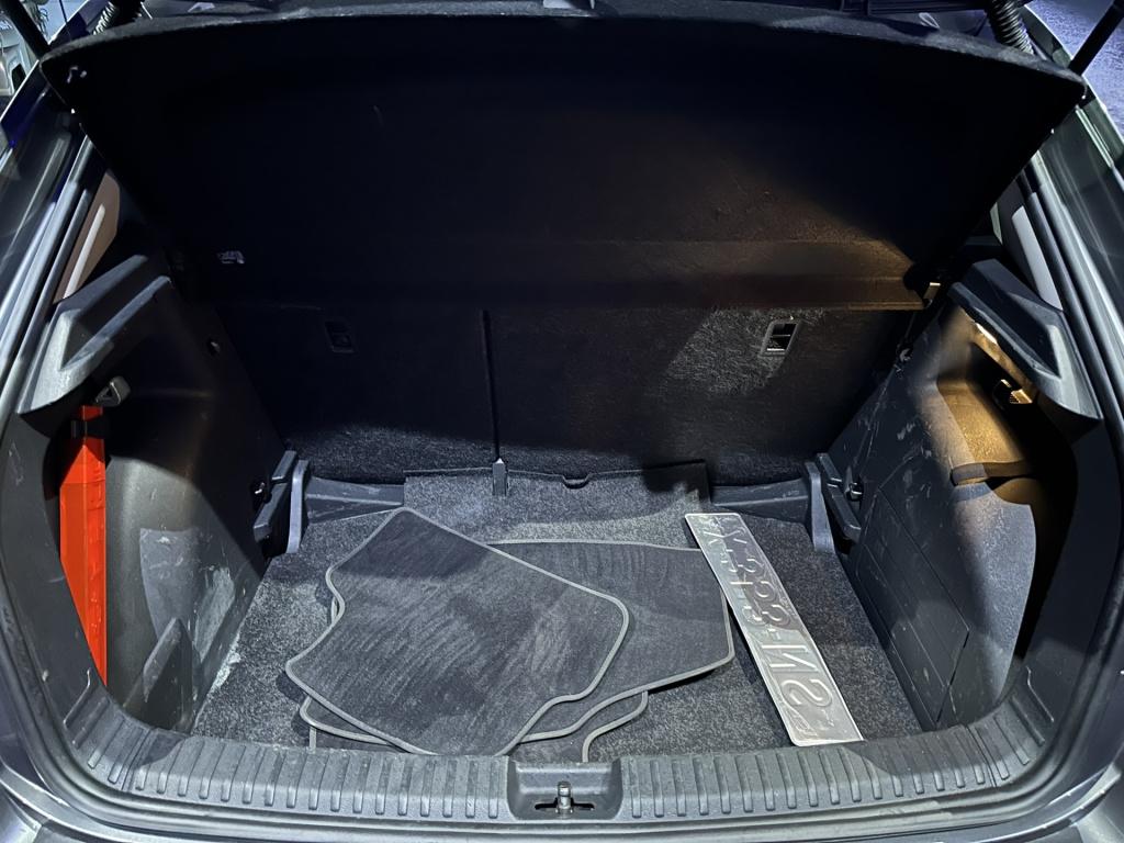 Skoda Fabia 1.0 tsi ambition *led*navi*appconnect*