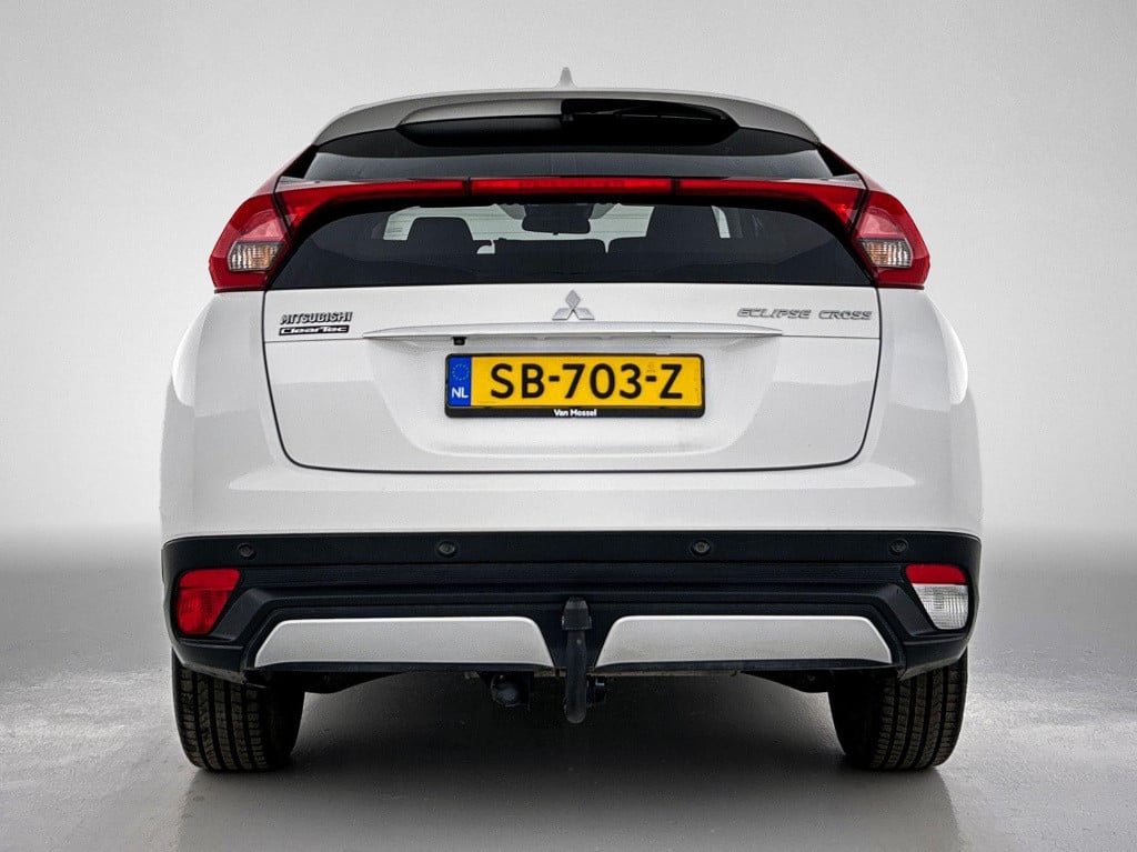 Mitsubishi Eclipse Cross 1.5 di-t first edition | automaat | lmv | trekhaak