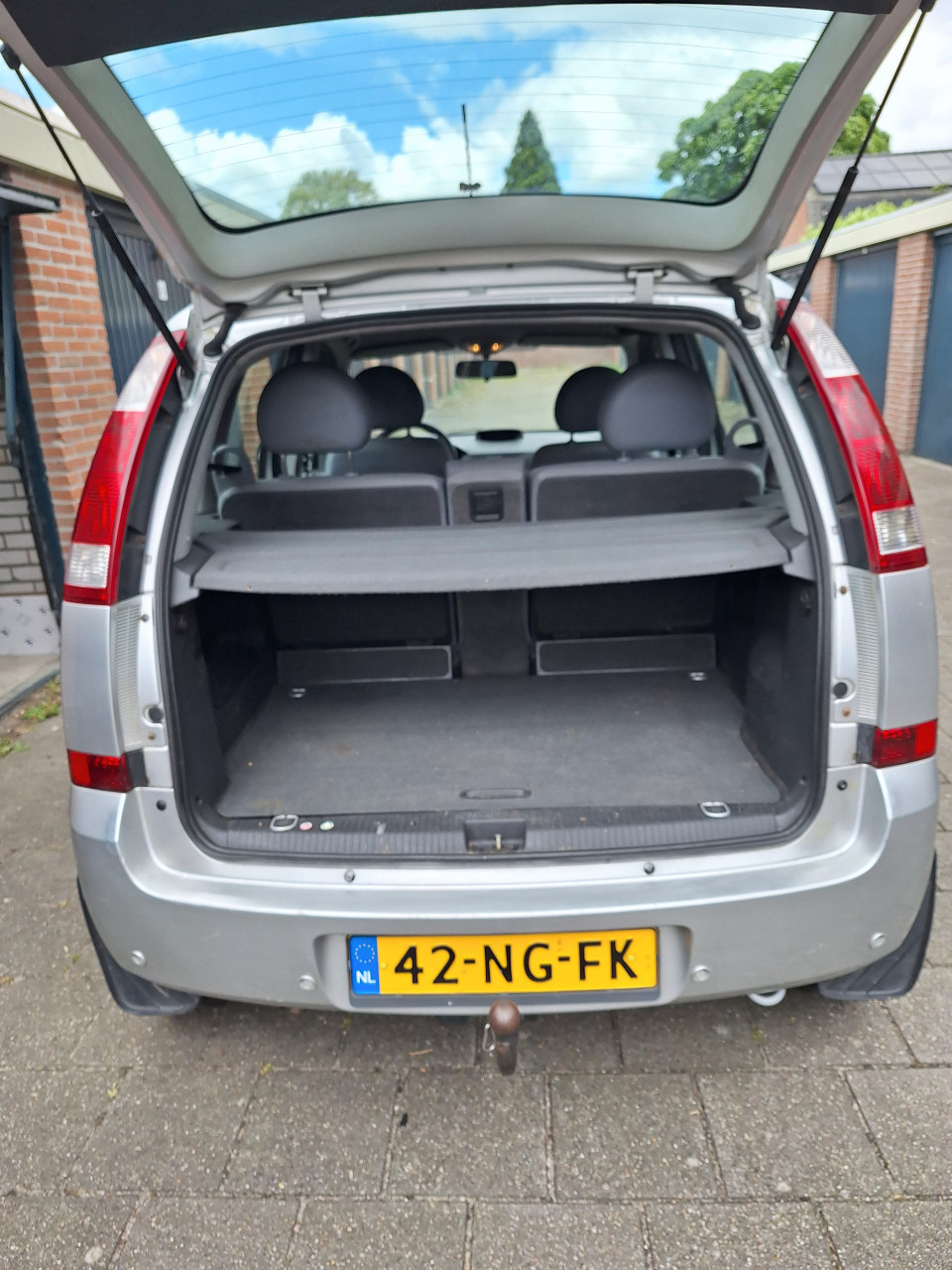 Personenauto Meriva 1.6 Cosmo