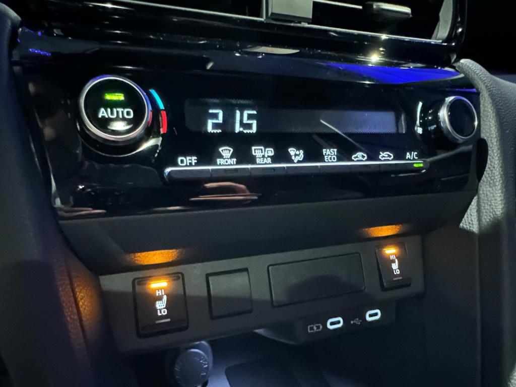 Toyota Yaris Cross 1.5 hybrid 130 dynamic *acc*winterpakket*camera*17inch*c