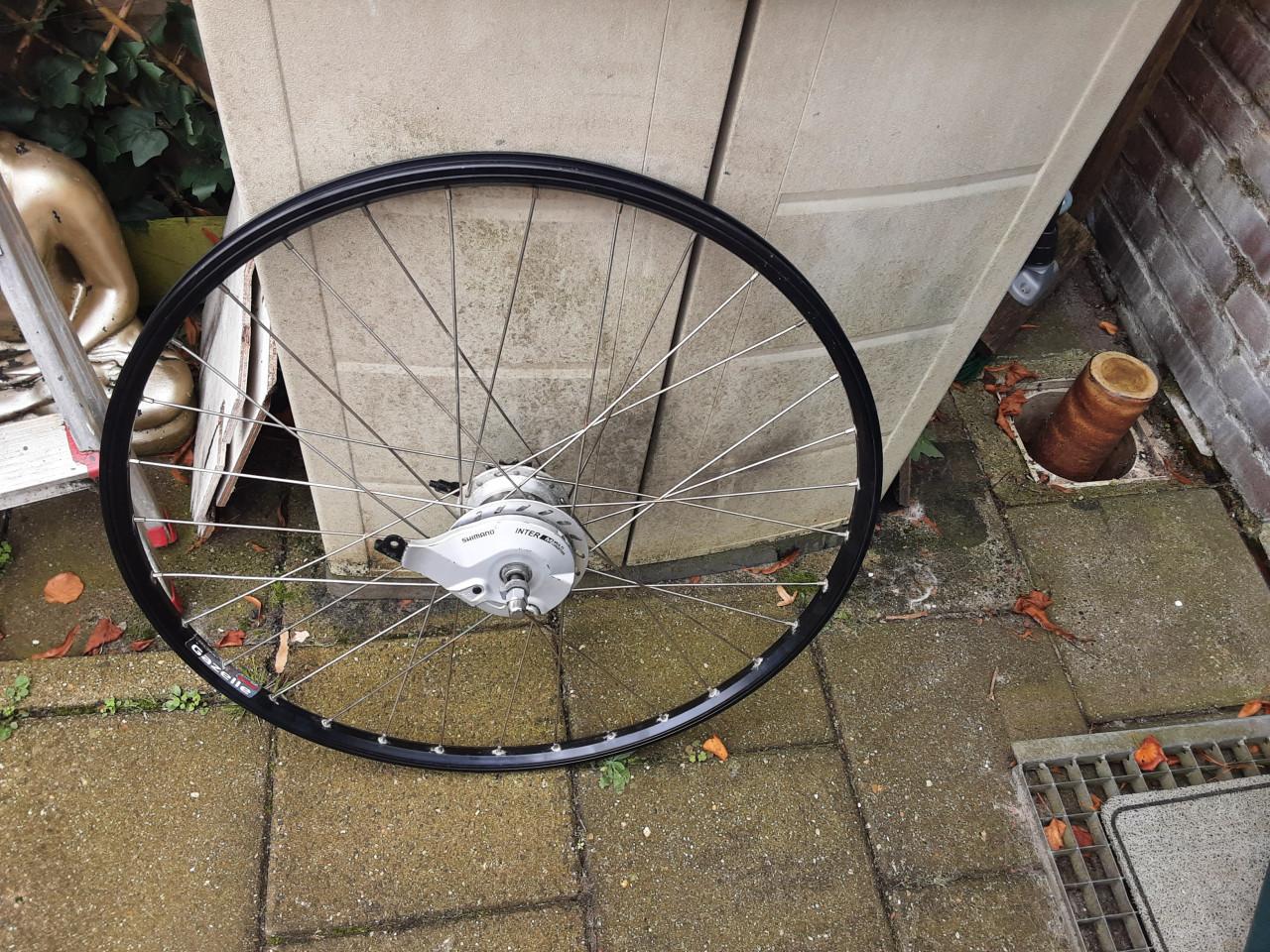 Gazelle 28 inch nexus achterwiel, 7 speed,rollerbrake rem