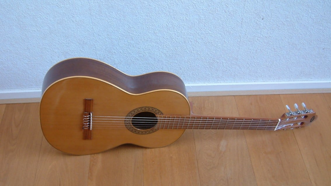 Gitaar Nylon snaren Jose  Rodrigeuz  8-D D [  de echte Spaanse  gitaar ]