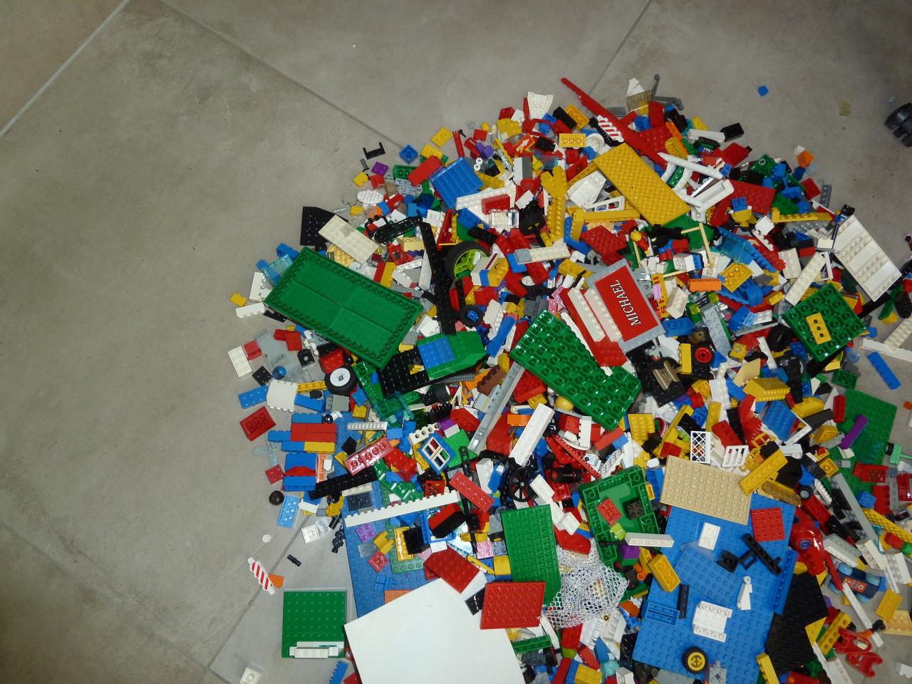 Heel veel lego blokjes