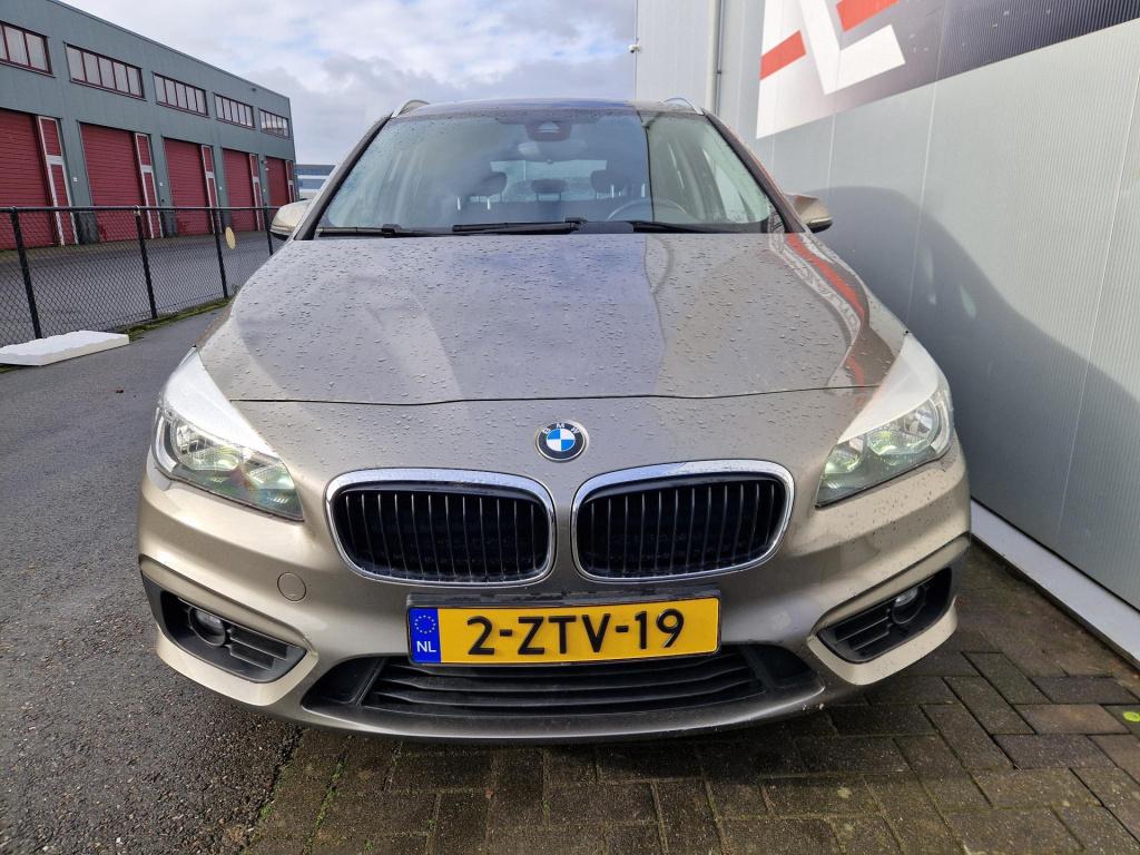 BMW 2-serie active tourer 218i essential