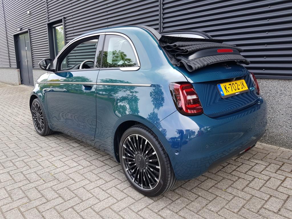 Fiat 500e cabrio la prima 42 kwh