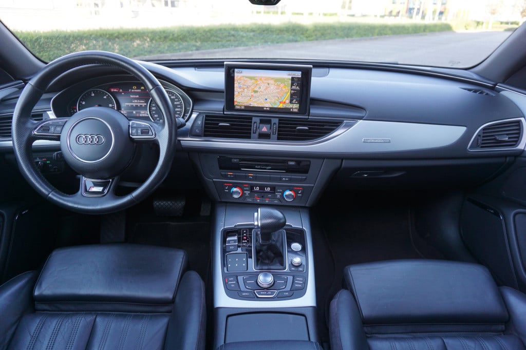 Audi A6 avant 3.0 tdi quattro pro line s climate / navi / leder / pano / cr